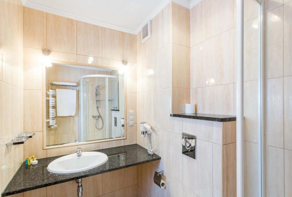 Hotel Duo Spa Janów Lubelski Oda fotoğraf